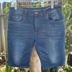 Six Lincoln New York Men’s Slim Fit Stretch Denim 10” Shorts| Size 30